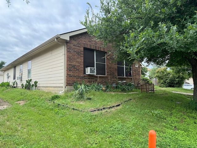 104 Spelt Lane, Dallas, TX 75241