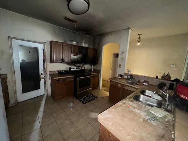 104 Spelt Lane, Dallas, TX 75241