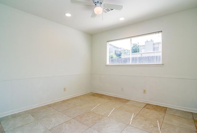5629 Winsome Lane, Houston, TX 77057