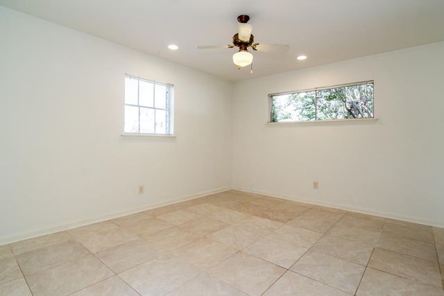 5629 Winsome Lane, Houston, TX 77057