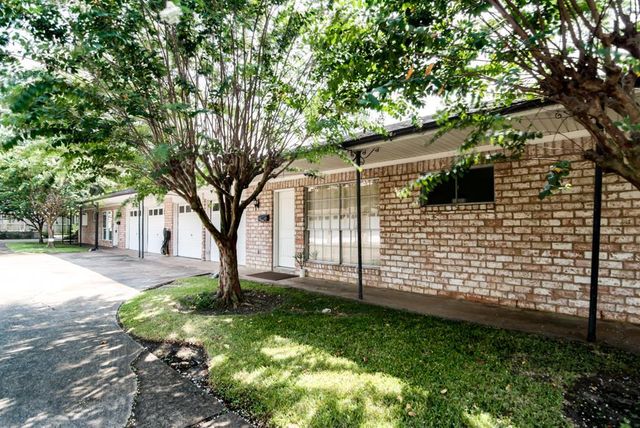 5629 Winsome Lane, Houston, TX 77057