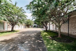 5629 Winsome Lane, Houston, TX 77057