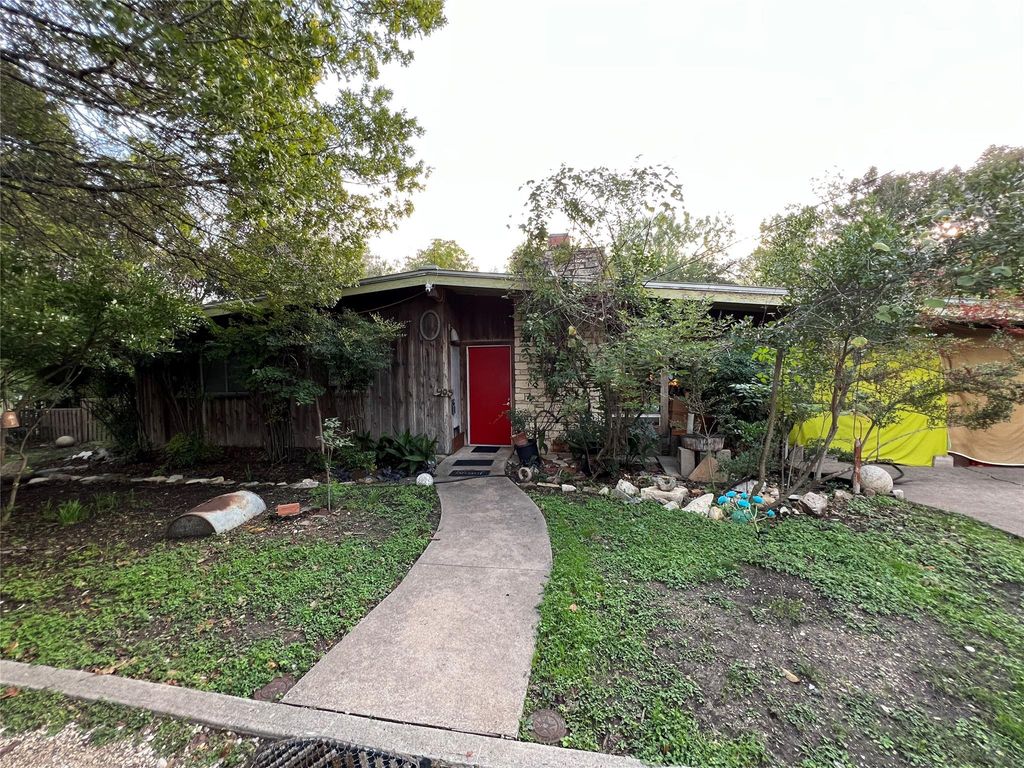 905 Neans DR, Austin, TX 78758