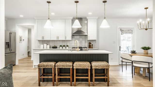 7044 Warwick Road, Indianapolis, IN 46220