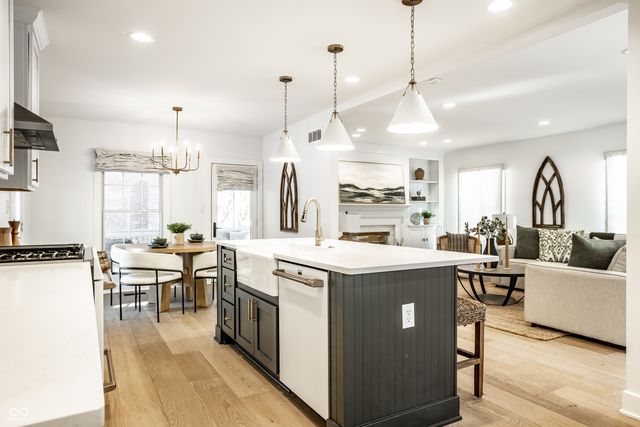 7044 Warwick Road, Indianapolis, IN 46220