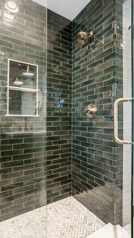 7044 Warwick Road, Indianapolis, IN 46220