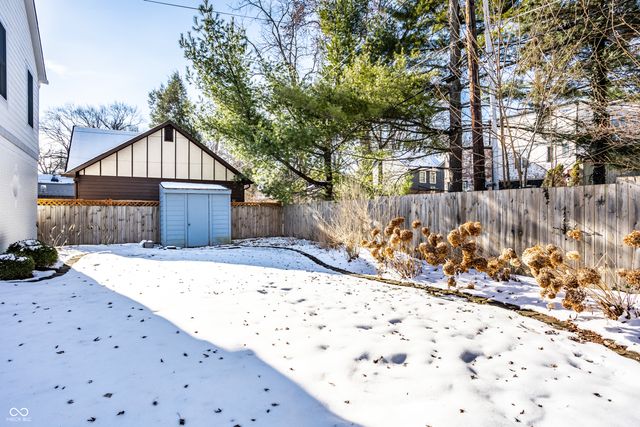 7044 Warwick Road, Indianapolis, IN 46220