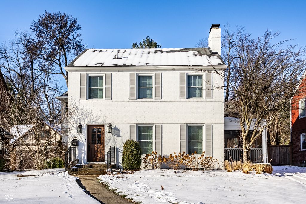 7044 Warwick Road, Indianapolis, IN 46220