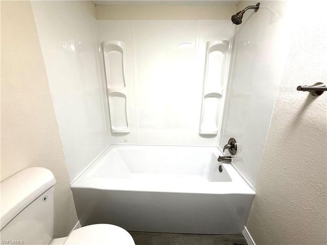 3704 Broadway # 204, Fort Myers, FL 33901