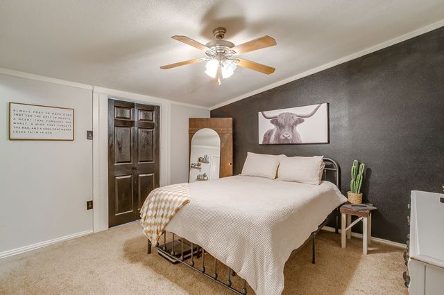 3011 N Sky Court, Granbury, TX 76049