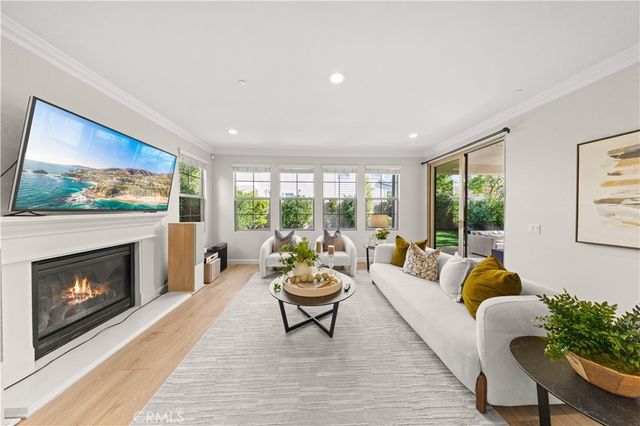 109 Bumblebee, Irvine, CA 92618