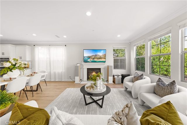 109 Bumblebee, Irvine, CA 92618