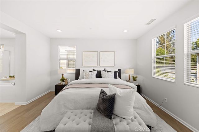 109 Bumblebee, Irvine, CA 92618