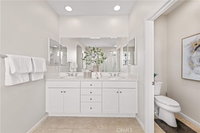 109 Bumblebee, Irvine, CA 92618