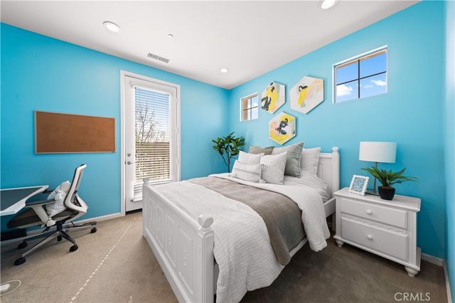 109 Bumblebee, Irvine, CA 92618