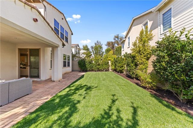 109 Bumblebee, Irvine, CA 92618