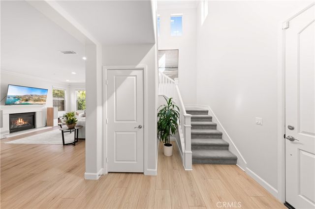 109 Bumblebee, Irvine, CA 92618