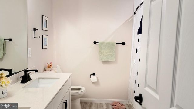 141 POE DR, Winchester, VA 22602