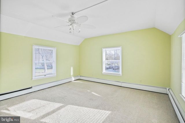 122 E MAIN ST, Stevensville, MD 21666