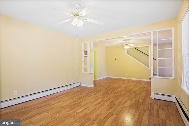 122 E MAIN ST, Stevensville, MD 21666