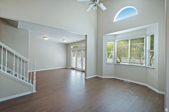 1364 E OLD MAPLE CT, Salt Lake City, UT 84117