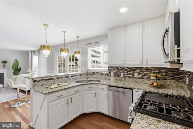 13832 REGAL CT, Woodbridge, VA 22193