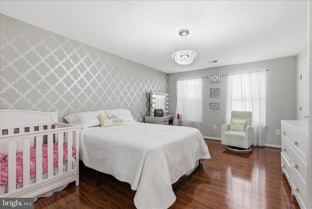 13832 REGAL CT, Woodbridge, VA 22193