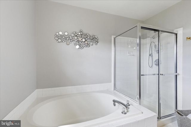 13832 REGAL CT, Woodbridge, VA 22193