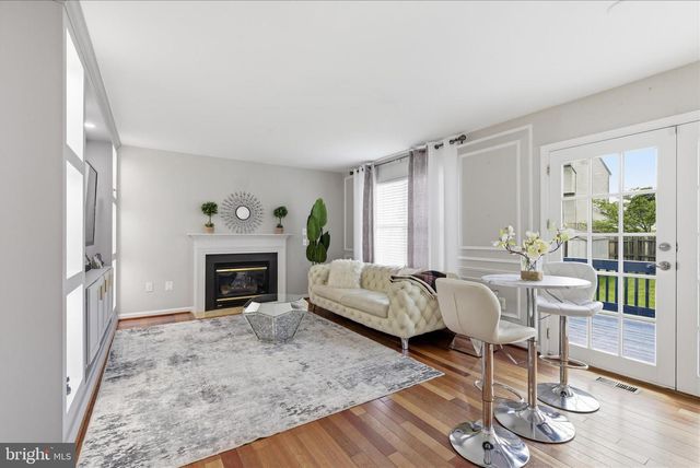 13832 REGAL CT, Woodbridge, VA 22193