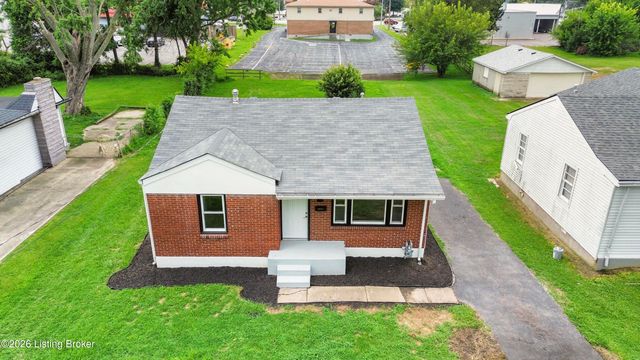 10407 Villa Dr, Louisville, KY 40272