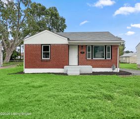 10407 Villa Dr, Louisville, KY 40272