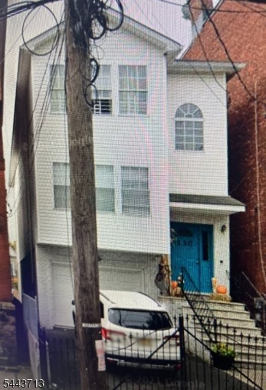 130 3 rd Ave, Newark City, NJ 07104