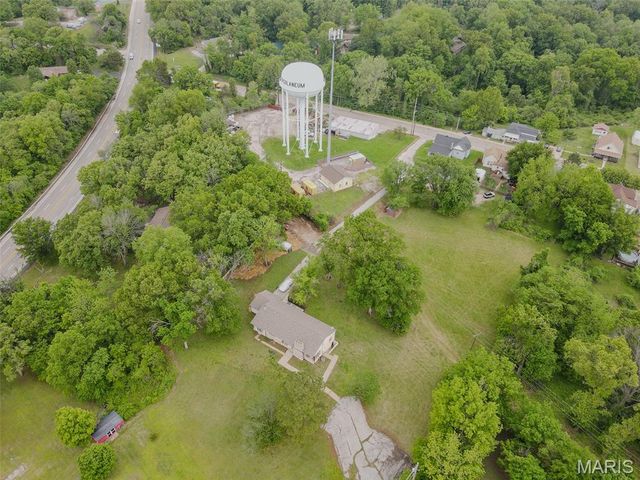 145 Well Drive, Herculaneum, MO 63048