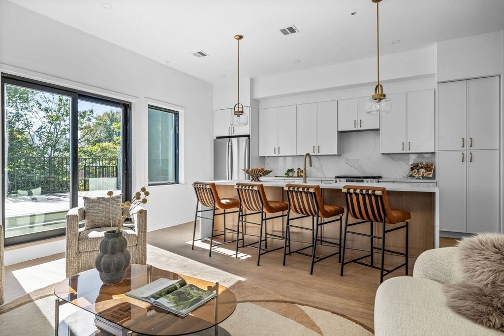 125 Addison Street 309, Boston, MA 02128