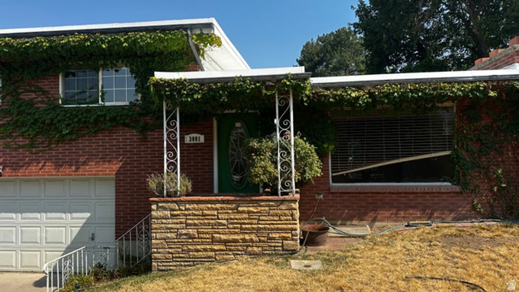 3001 E 4345 S, Holladay, UT 84124