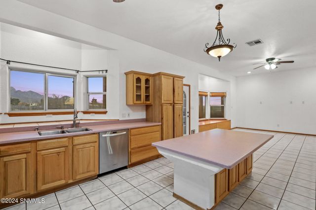 4425 Butterfly Road, Las Cruces, NM 88011