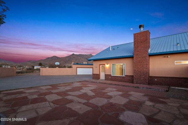 4425 Butterfly Road, Las Cruces, NM 88011