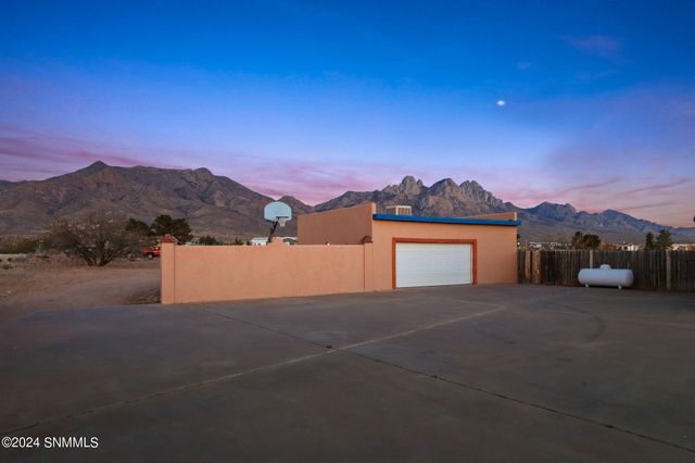 4425 Butterfly Road, Las Cruces, NM 88011