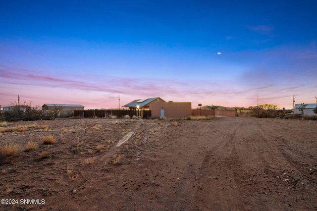 4425 Butterfly Road, Las Cruces, NM 88011