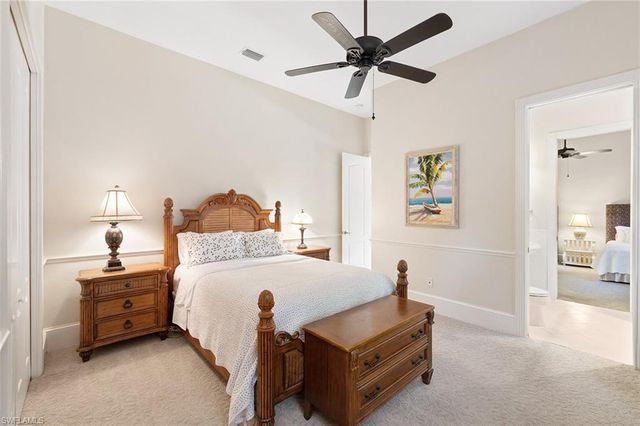 7717 Trent CT, Naples, FL 34113