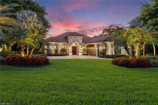 7717 Trent CT, Naples, FL 34113