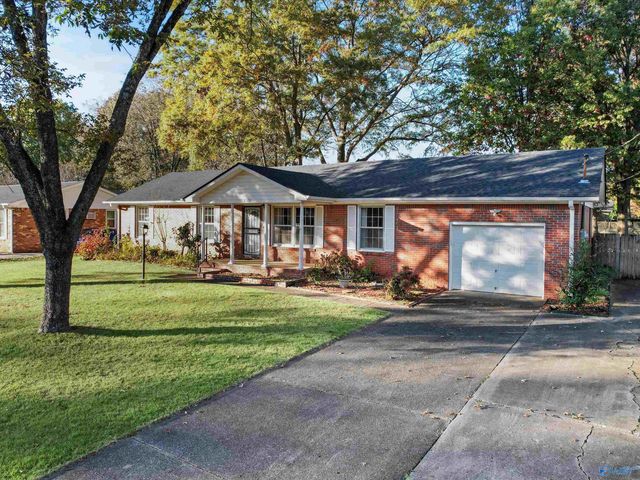 2102 South Park Boulevard, Huntsville, AL 35803