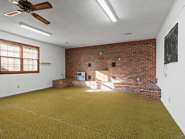 2102 South Park Boulevard, Huntsville, AL 35803