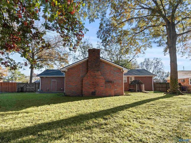 2102 South Park Boulevard, Huntsville, AL 35803