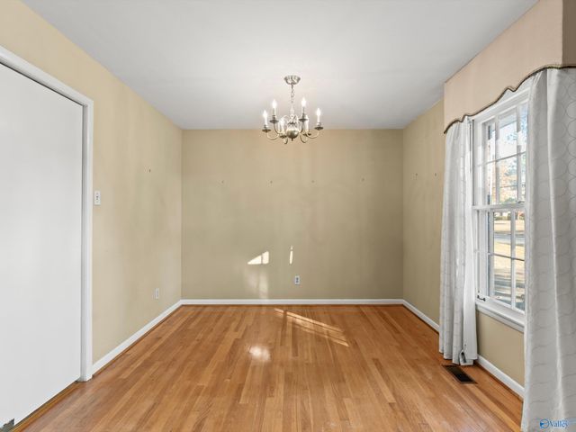 2102 South Park Boulevard, Huntsville, AL 35803