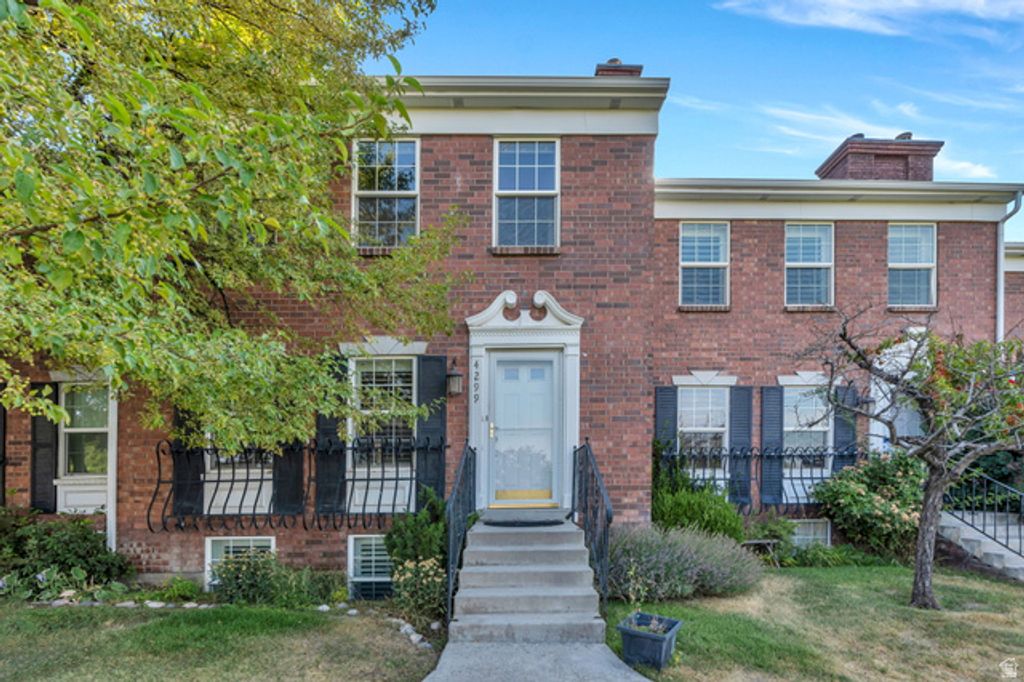 4299 IVY LN, Provo, UT 84604