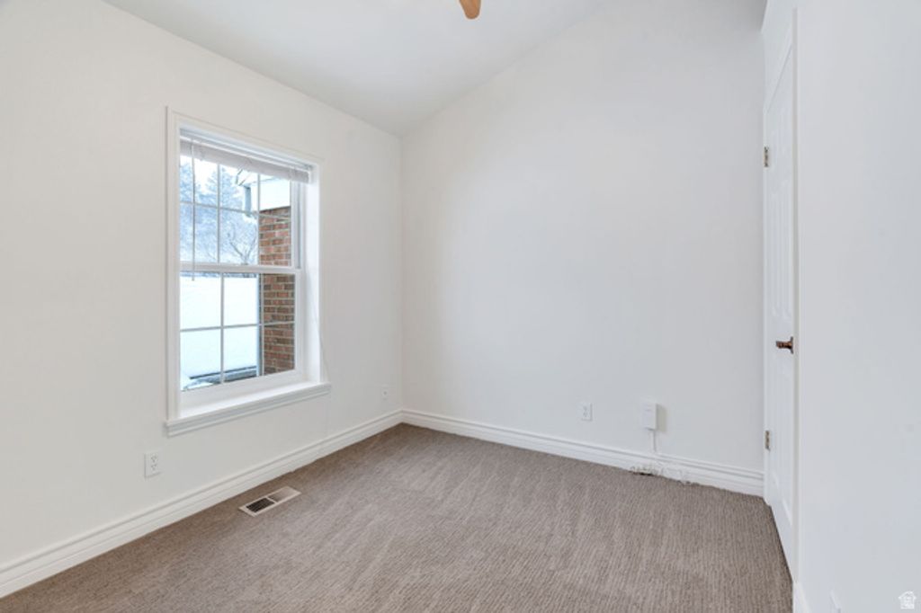 Image 17 of property listing at 4299 IVY LN, Provo, UT 84604