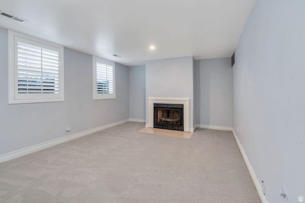 Image 20 of property listing at 4299 IVY LN, Provo, UT 84604