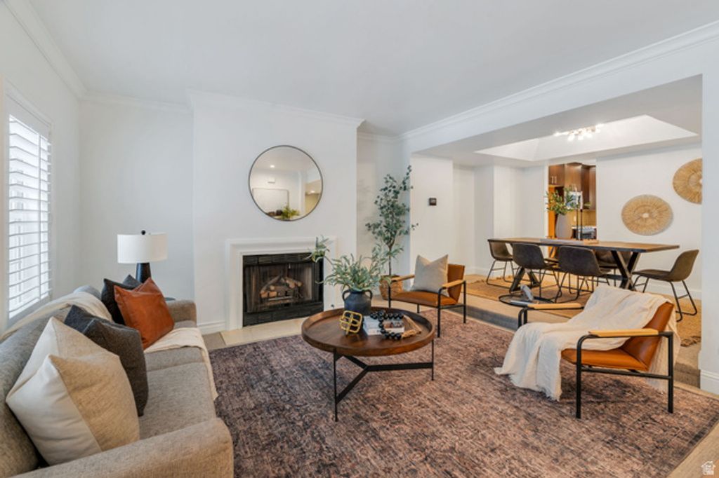 Image 3 of property listing at 4299 IVY LN, Provo, UT 84604
