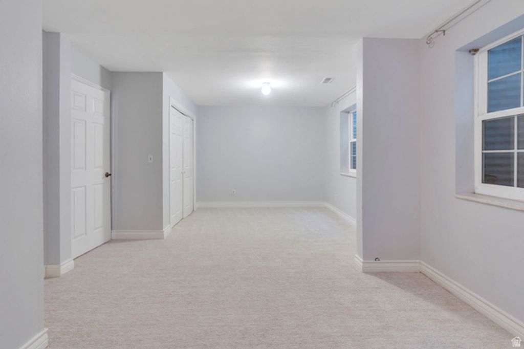 Image 21 of property listing at 4299 IVY LN, Provo, UT 84604